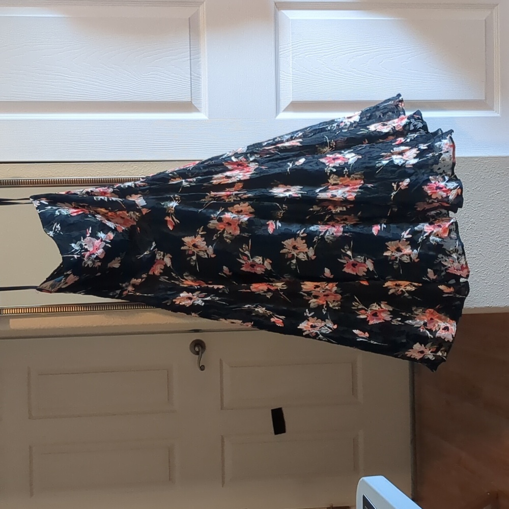 White House Black Market Strapless Black Floral Dress size 10